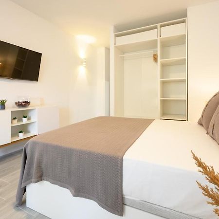 Ramon Y Cajal By 10Tosea Apartment ฟูเอนฮิโรลา ภายนอก รูปภาพ
